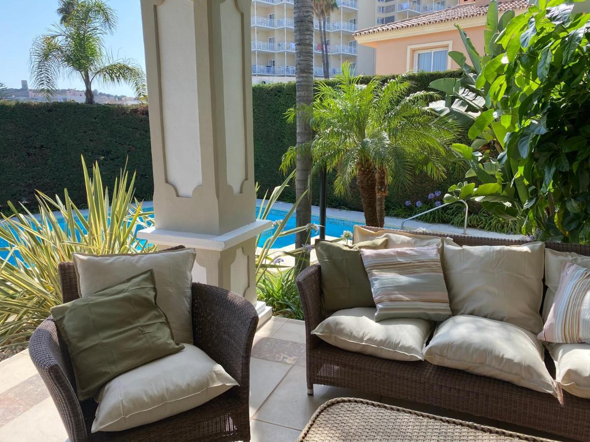 פואנגירולה Apartamentos Villa Torreblanca מראה חיצוני תמונה